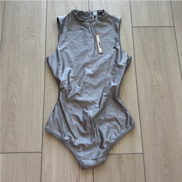 SKIMS Tops - SKIMS Disco Mock Neck Bodysuit